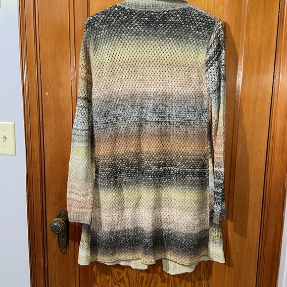 2/$10 Fashion concepts sweater size small. - Picture 3 of 4
